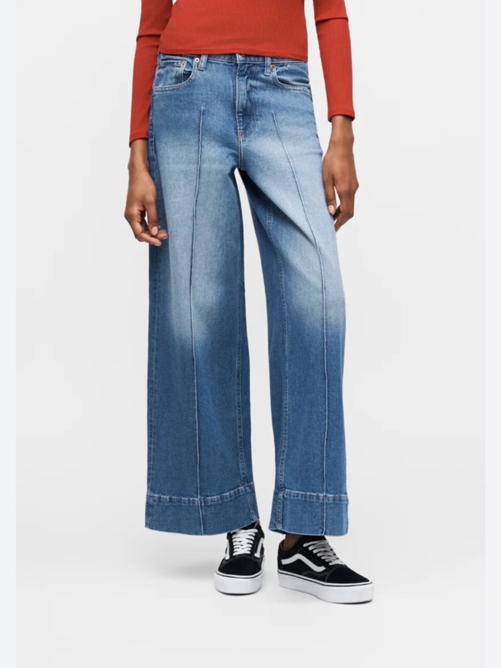 GAP Wide-Leg Light Blue Panel-Detail Jeans